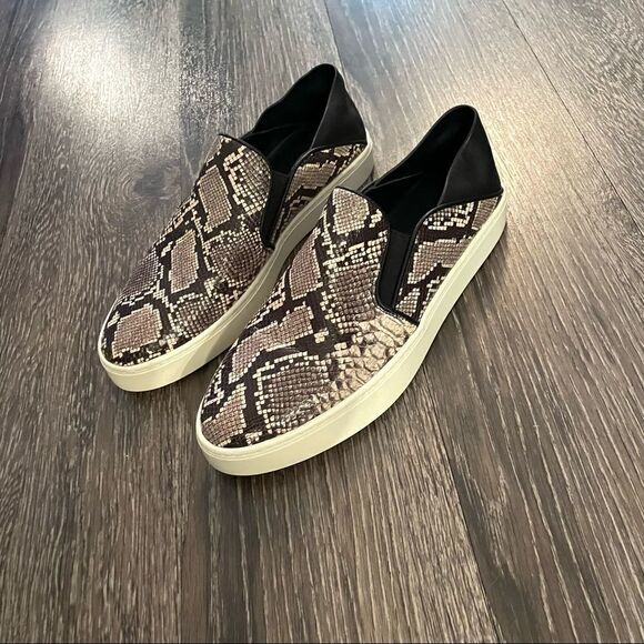 Vince Garvey Snake-Print Slip-On Sneakers - Picture 5 of 9